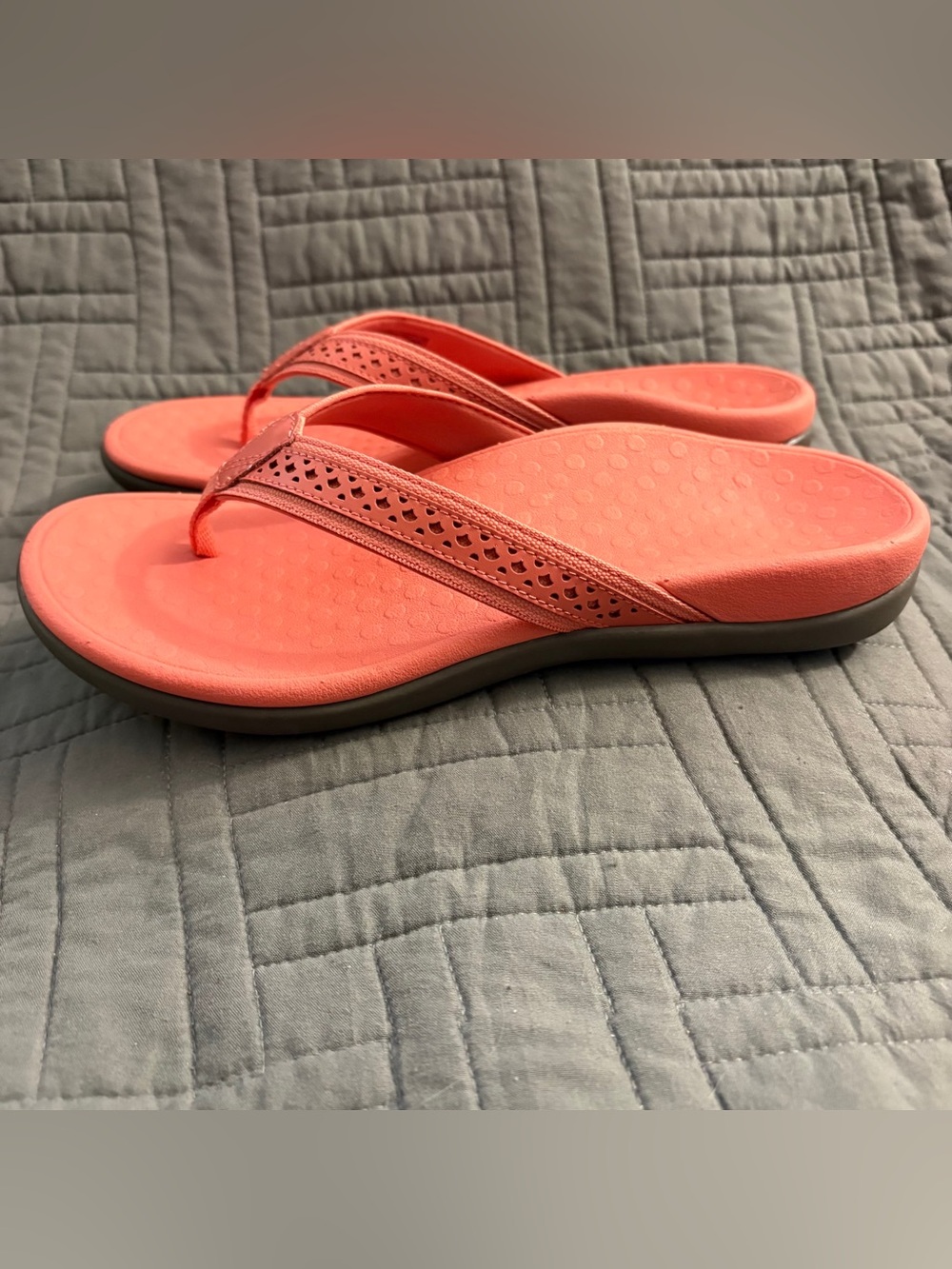Vionic Tide Sally Leather Coral Flip Flop Sandals Shoes Women US 8 Orthotic New